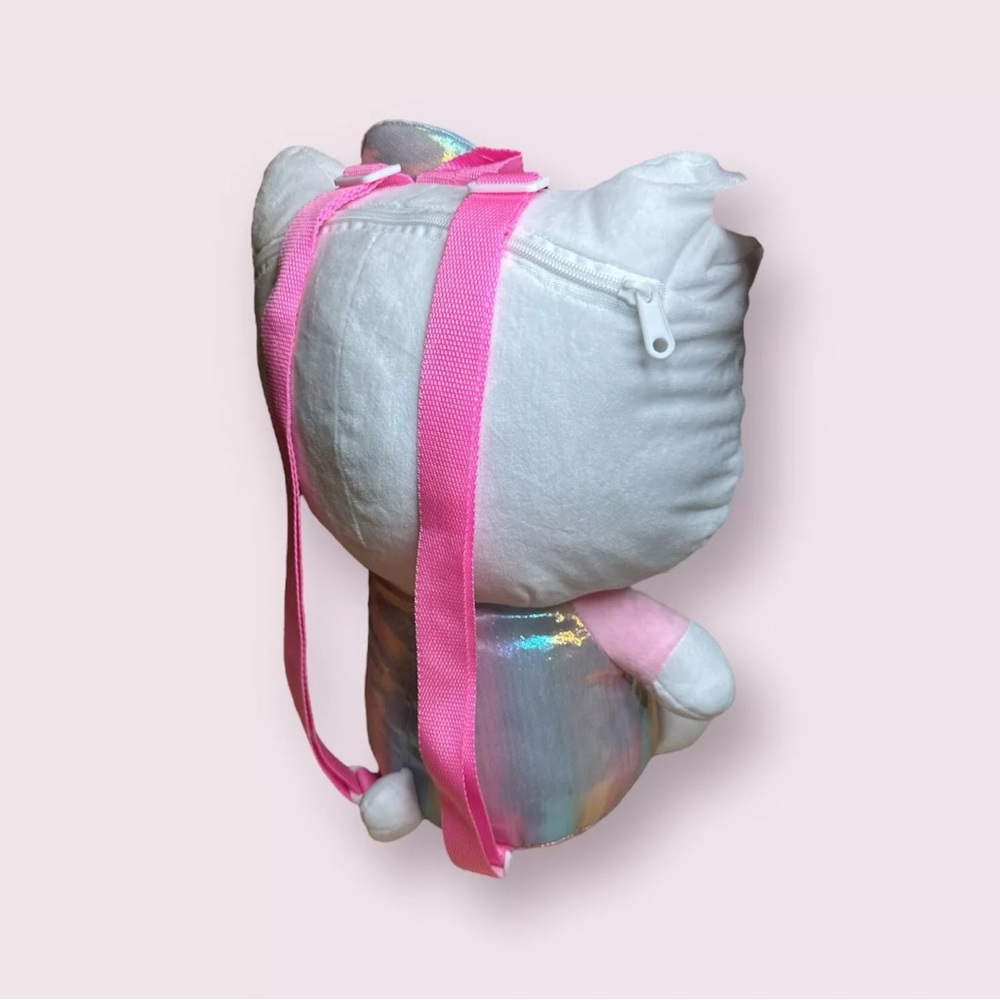 Hello Kitty Plush Backpack - Picture 4 of 7